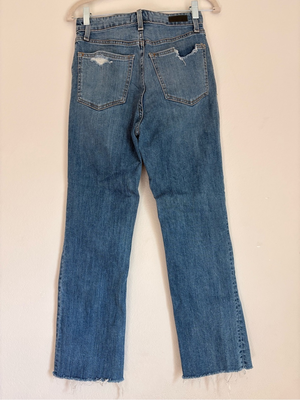 Abercrombie and Fitch Zoe Natural Rise Ankle Straight 27/4R - Picture 6 of 10